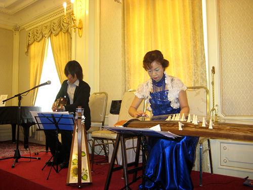 秀慶花（箏・ハープ）＆萬井大康（ギター）コラボレーション ～秋の深山～坂の上の雲～