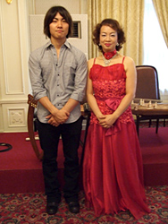 萬翠荘サロンコンサート「秀慶花＆萬井大康～大正ロマンと西洋音楽～弦奏ハーモニクスの宴」
